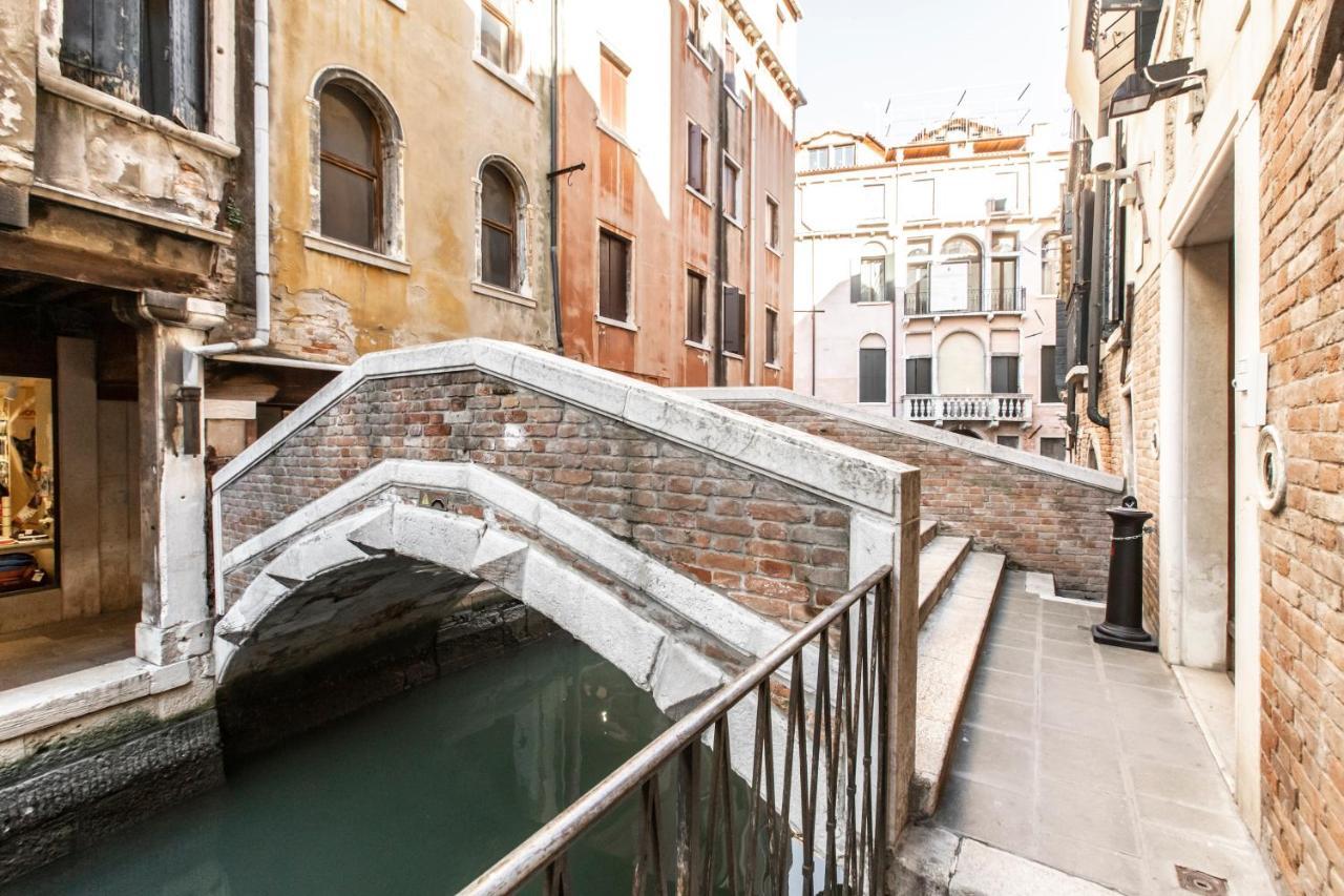 Ca' Delle Acque Deluxe Apartment R&R Venice Luaran gambar